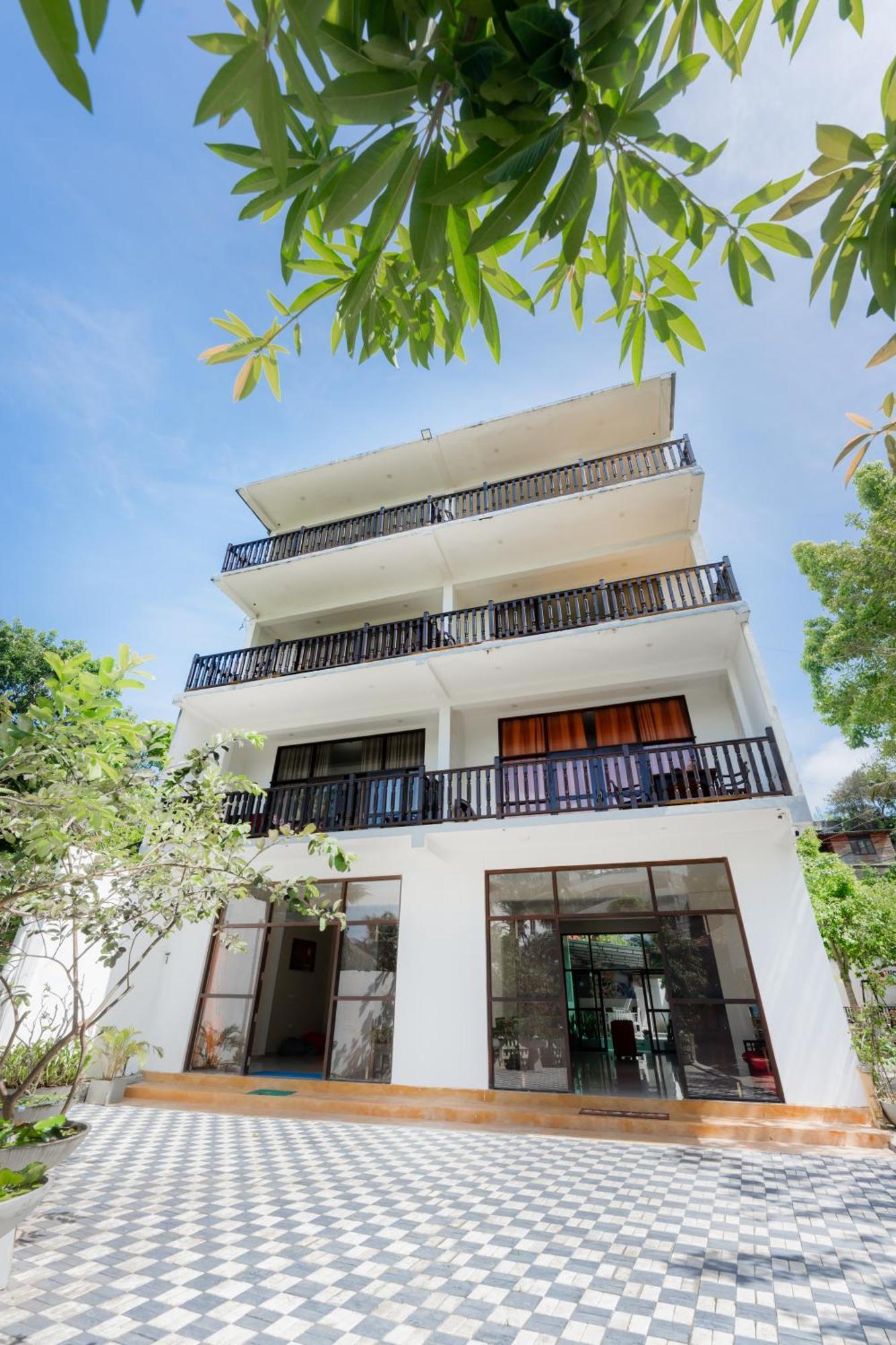 Hotel Vacanza Mirissa Exterior photo